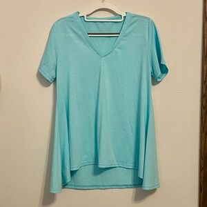 Women’s Light Blue High Low Tee, EUC, Size Small